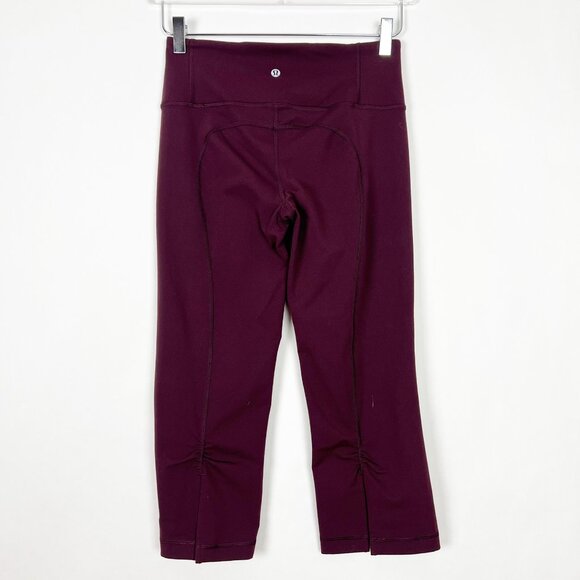 Lululemon Leggings Women's 6 Bordeaux Drama Gather & Crow Crop Slit Capri - Picture 14 of 16